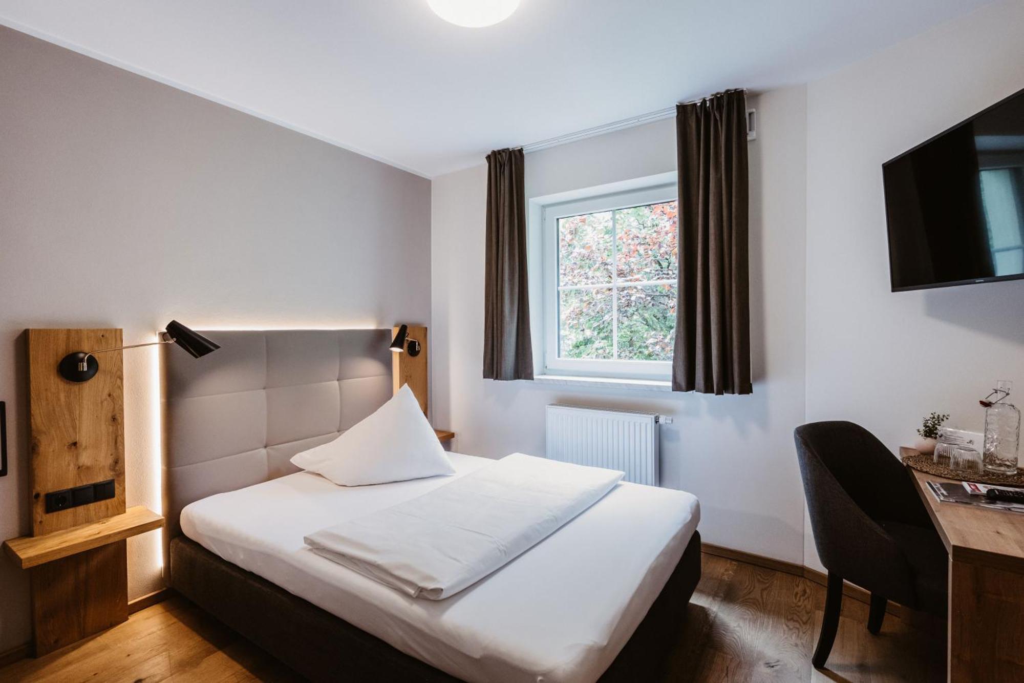 Landhotel Laudersbach Altenmarkt im Pongau Room photo